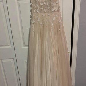 WEDDING / PROM DRESS